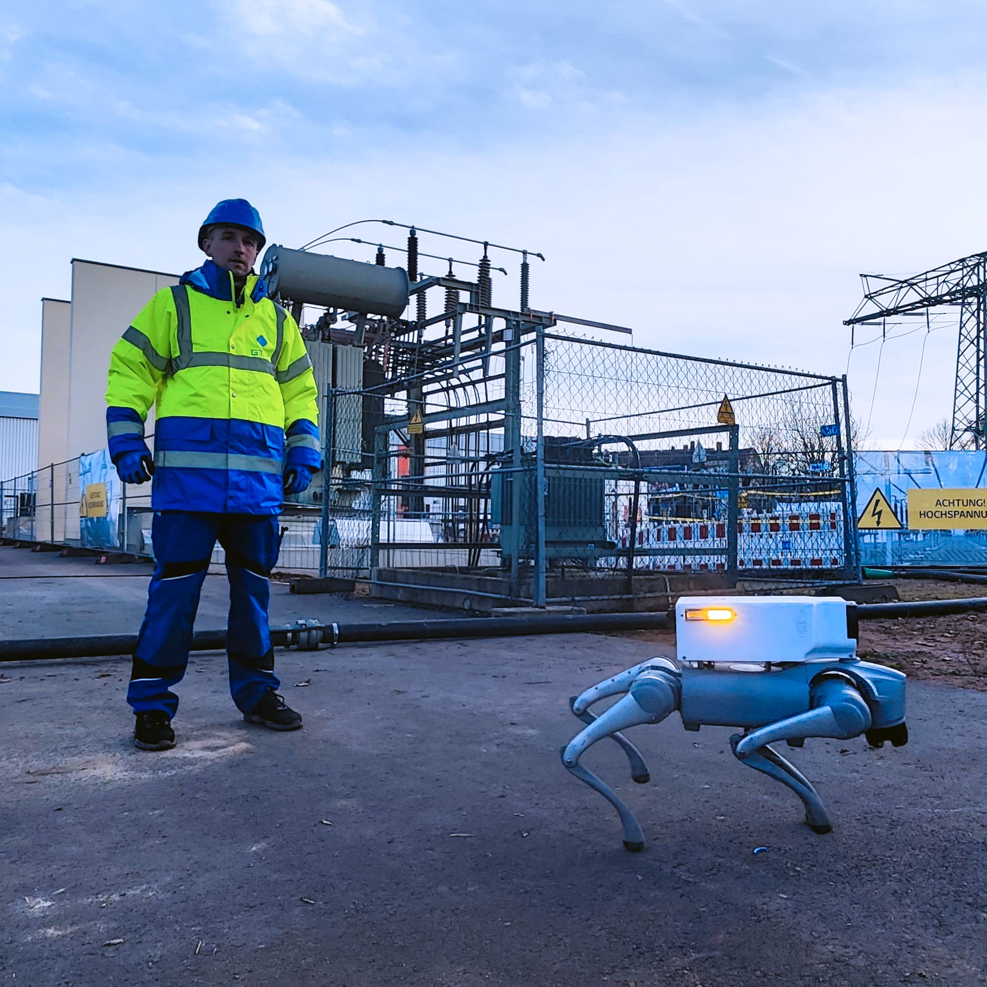 Autonomer Laufroboter im Einsatz am Umspannwerk